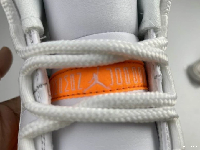 LOW 11 CITRUS AIR AH7860-139 RETRO BRIGHT JORDAN 0914